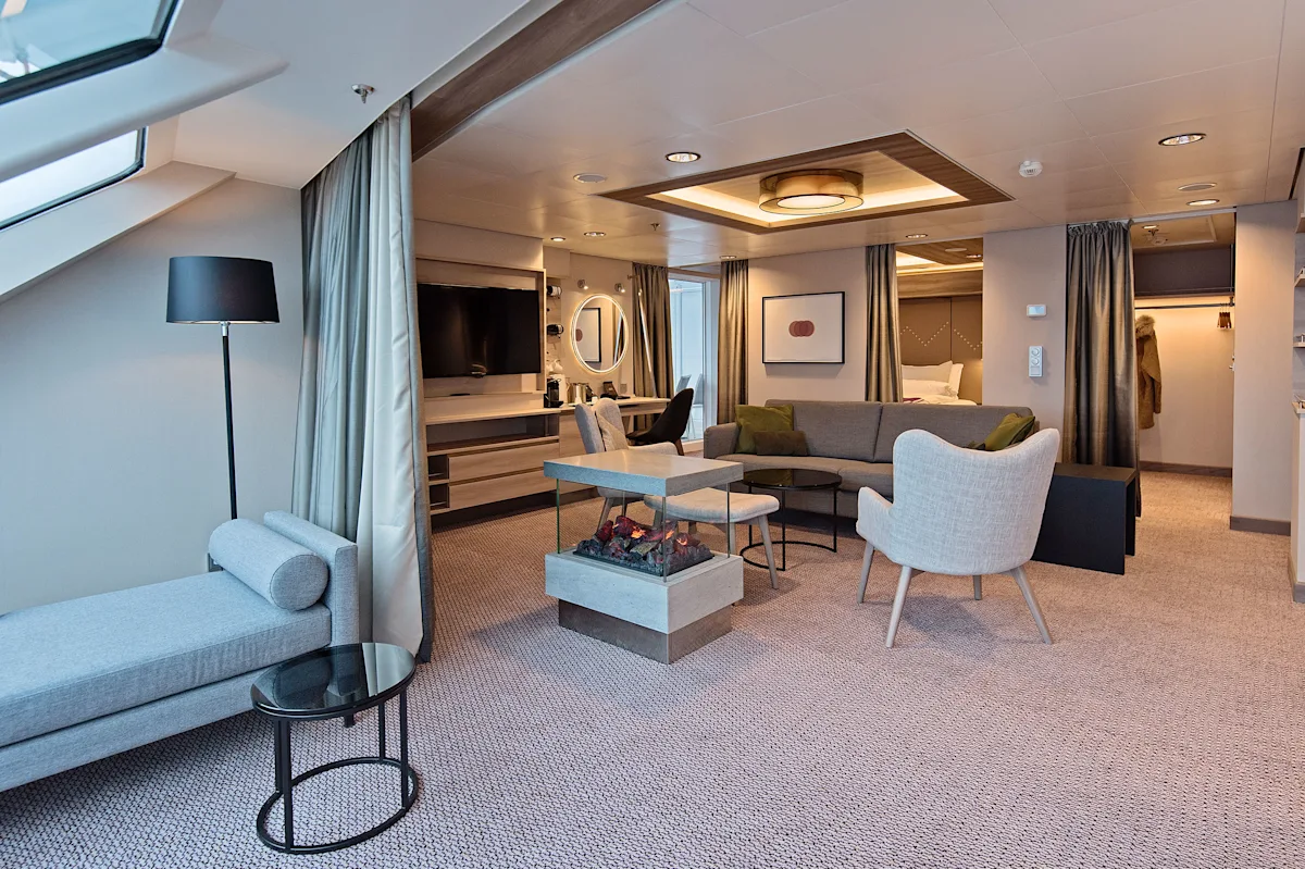 ma_expedition-suite-ms-roald-amundsen