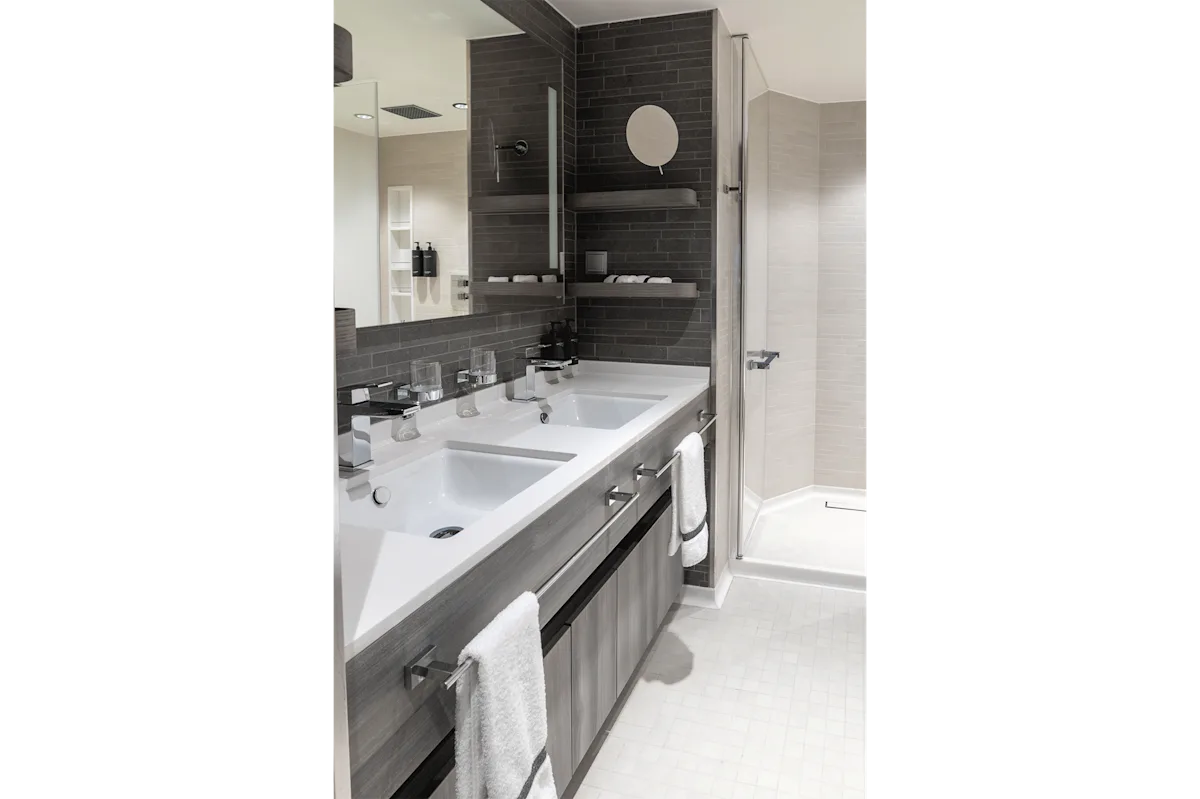 mb-xl-suite-bathroom