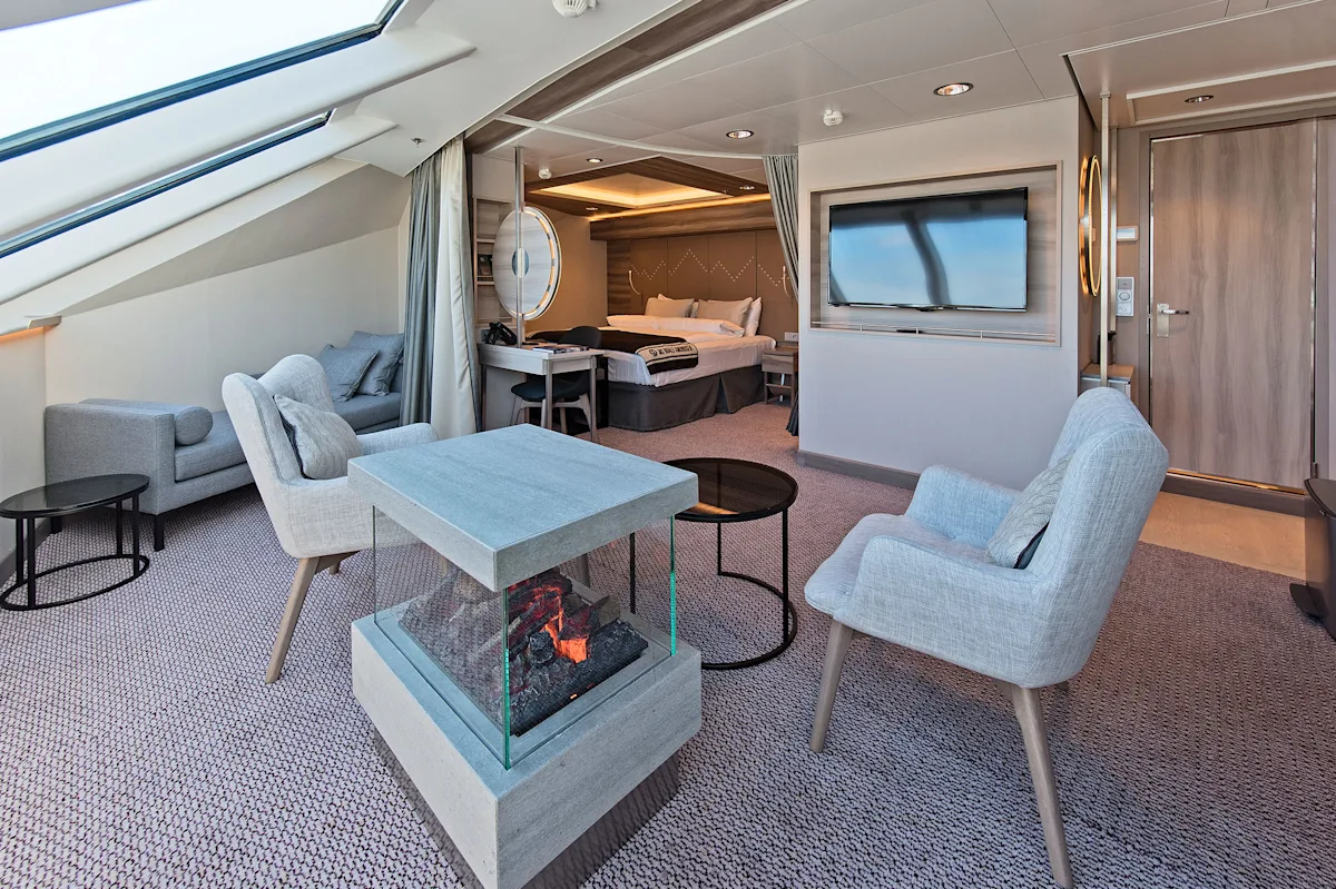 mf-expedition-suite-ms-roald-amundsen-2