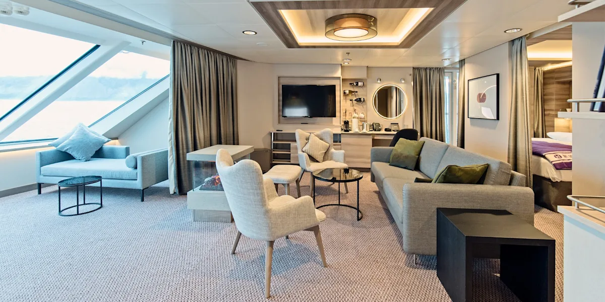 suite-800_amundsen_agur